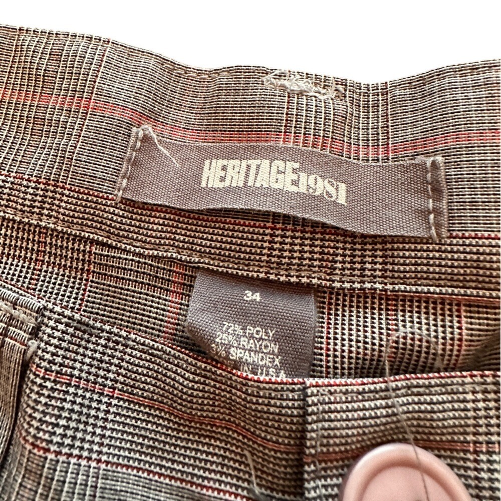 Heritage 1981 Men's 34 Gray and Red Plaid 13"‎ shorts - Picture 3 of 8